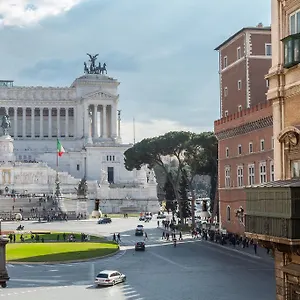 Amazing Piazza Venezia Appartamento