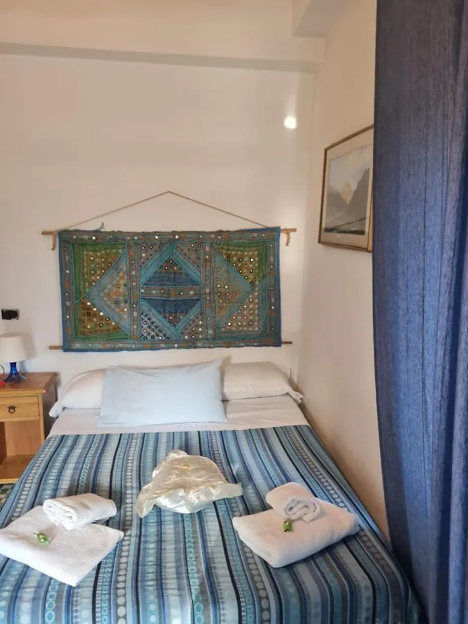Guest house La Palazzina Hotel Rome Italy