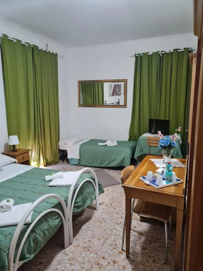 La Palazzina Hotel Rome 0*,