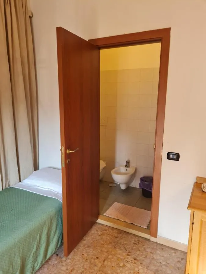 Guest house La Palazzina Hotel Rome Italy